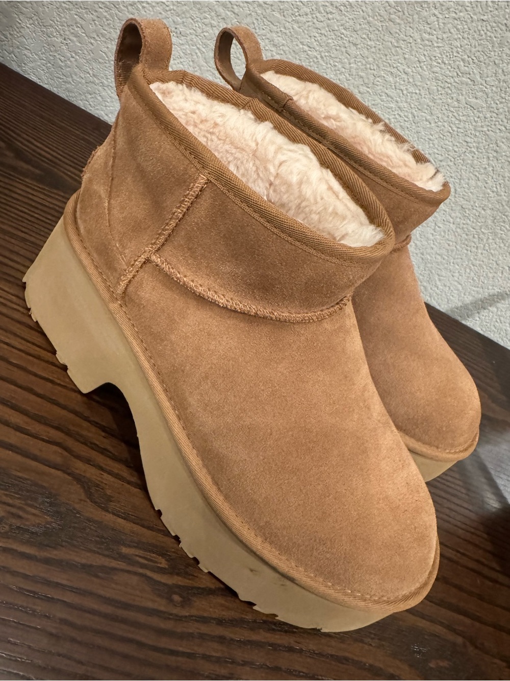 UGG Women’s Classic Ultra Mini New Heights Platform Boot - Chestnut